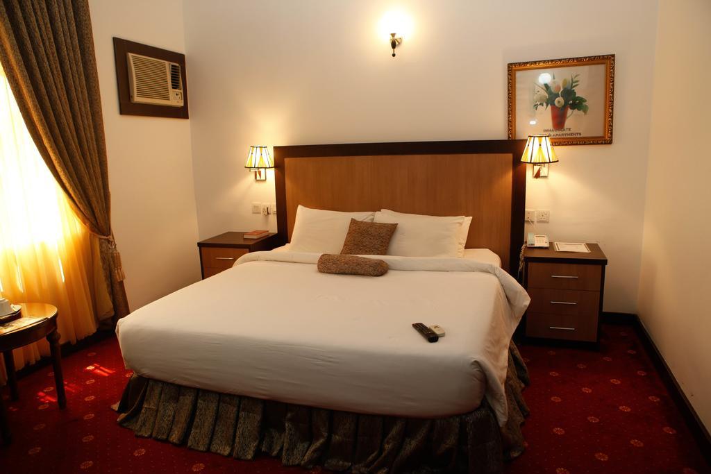 Immaculate Suites And Apartments Mobushipe Zimmer foto
